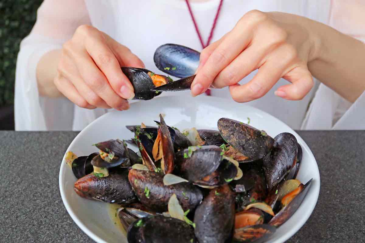 Sai mangiare i Frutti di Mare? C’è un errore che a Tavola fanno tutti